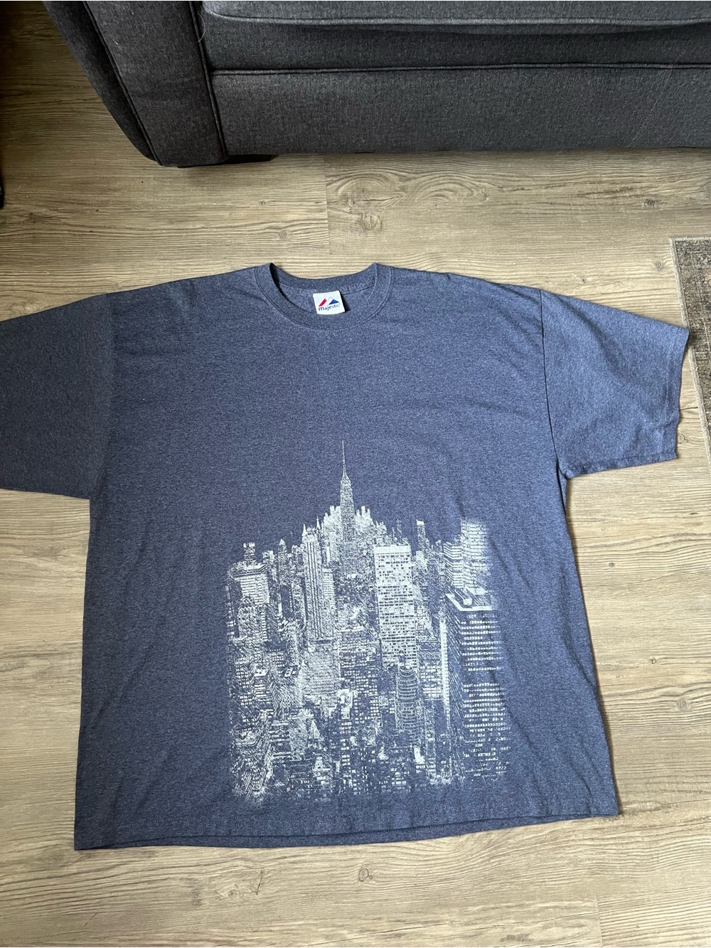 Vintage Majestic New York Yankees City Skyline Blue T-Shirt RARE